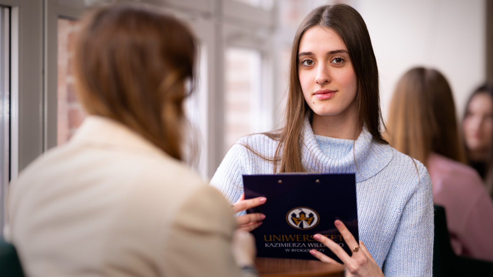 Nowy program wsparcia dla studentów z wyjątkowymi osiągnięciami - Kariera dwutorowa na UKW